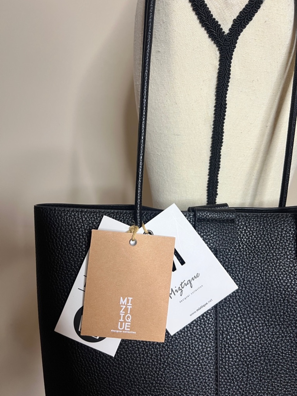 🎼🎵🎶Black Pebble Faux Leather Tote Bag by - Classic Everyday Shoulder Bag - Picture 3 of 8